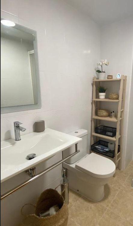 Centrico Apartamento Con Todo A Estrenar En La Playa ซานตาโปลา ภายนอก รูปภาพ
